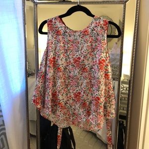 Harlowe & Graham flowy floral tank